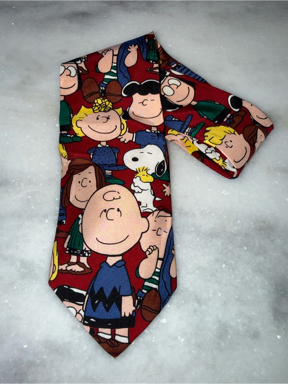 Vintage Peanuts 100% Silk Men's Necktie-Friends-Snoopy Charlie Brown